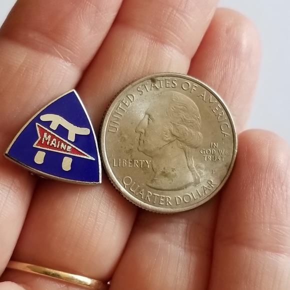 Vintage NEA Maine lapel pin red, white, and blue enamel silver tone - Picture 8 of 10